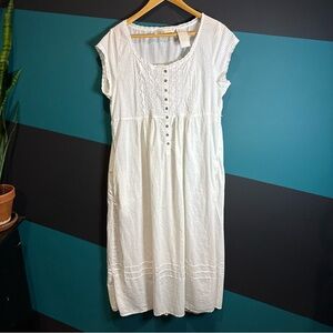 Eileen West Cream Button-Front Nightgown